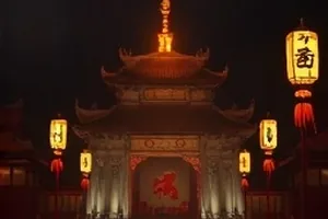 《白露街口》周六更新封面